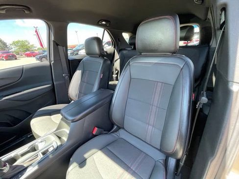 Certified 2023 Chevrolet Equinox RS FWD image 17