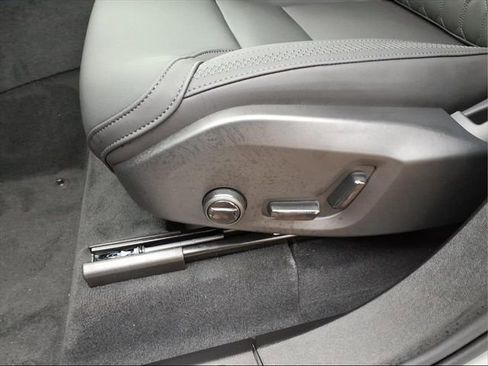 New 2026 Volvo XC90 B6 Plus w/ Protection Package Premier image 12