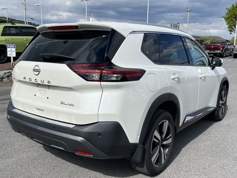 Used 2023 Nissan Rogue SL w/ SL Premium Package AWD/4WD image 5