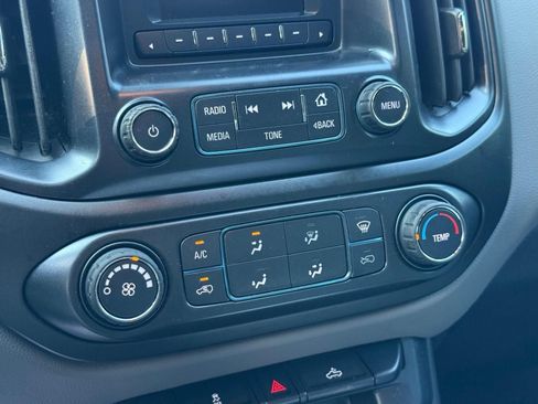 Used 2017 Chevrolet Colorado W/T w/ WT Convenience Package RWD image 35