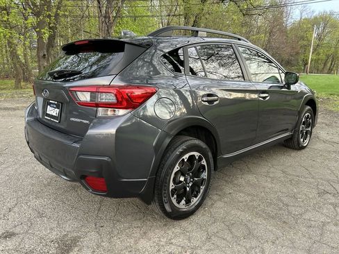 Used 2021 Subaru Crosstrek 2.0i Premium w/ Moonroof Package AWD/4WD image 8