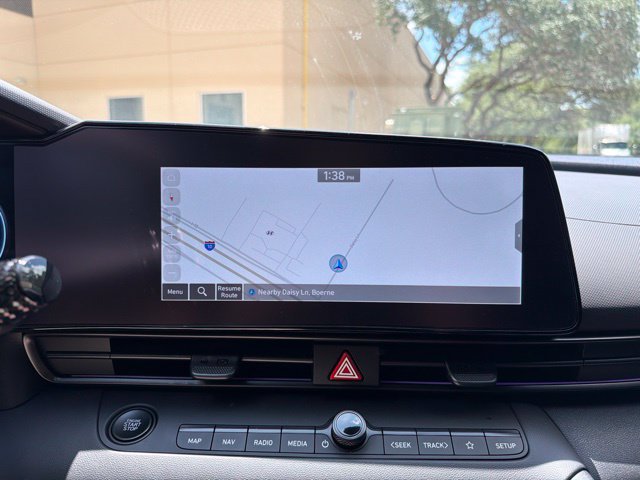 New 2025 Hyundai Elantra SEL FWD image 22