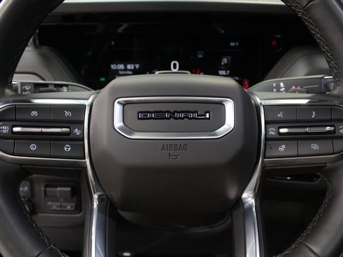 Used 2025 GMC Yukon Denali w/ Denali Reserve Package AWD/4WD image 64