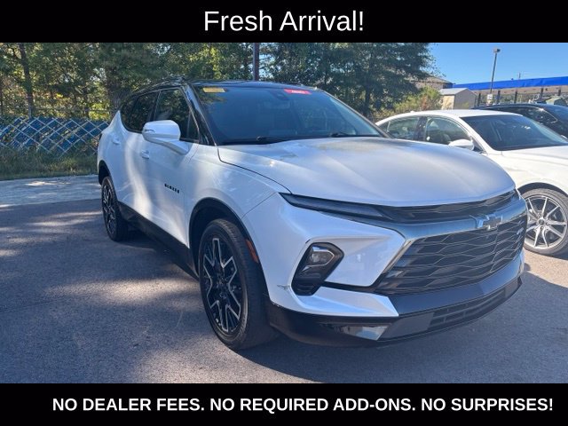 Used 2024 Chevrolet Blazer RS w/ Driver Confidence II Package FWD image 1