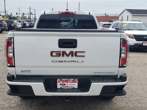 Used 2021 GMC Canyon Denali image 8