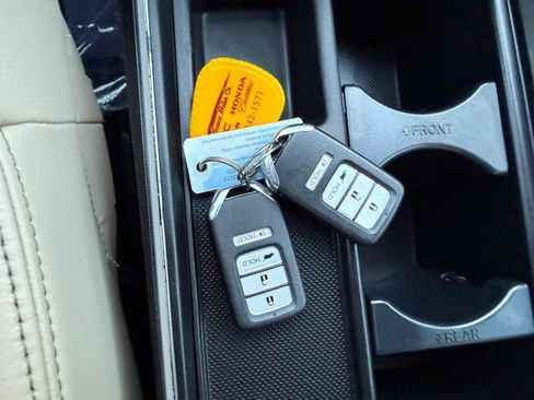 Used 2015 Honda CR-V Touring image 35