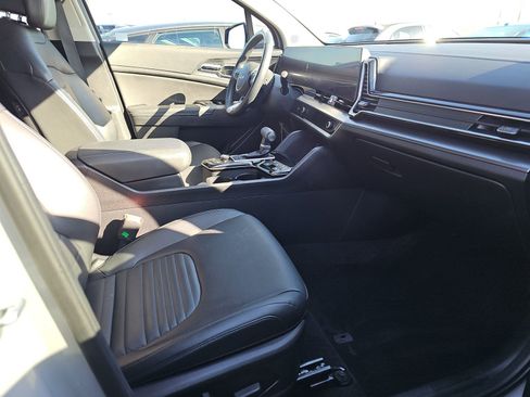 Used 2024 Kia Sportage SX image 10
