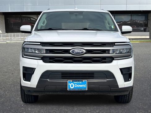 Used 2024 Ford Expedition XLT RWD image 11
