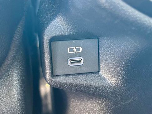 Certified 2025 Toyota Grand Highlander FWD image 22