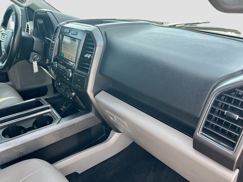 Used 2018 Ford F150 XLT w/ Equipment Group 302A Luxury image 30