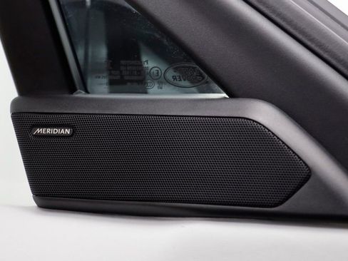 Used 2023 Land Rover Range Rover Sport SE Dynamic image 7