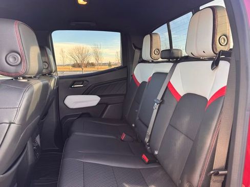 Used 2024 GMC Canyon AT4X w/ AT4X AEV Edition image 27