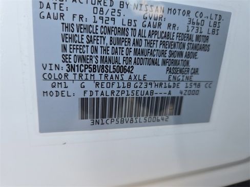 New 2025 Nissan Kicks Play S image 37