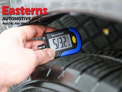 Used 2022 Toyota Prius Prime LE image 26