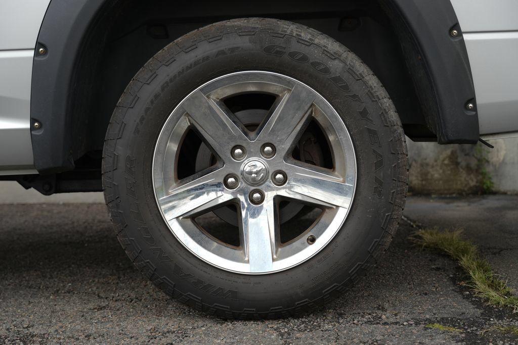 Used 2014 RAM 1500 Express AWD/4WD image 14