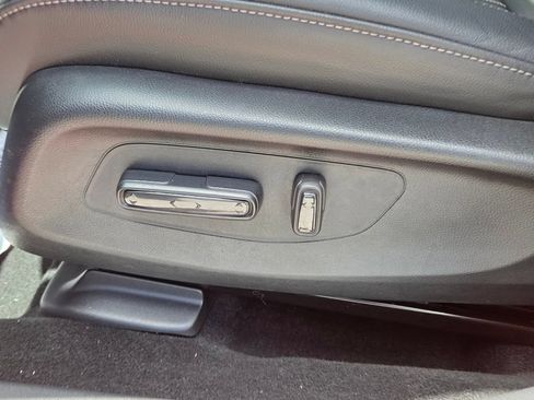 Certified 2024 Honda HR-V EX-L image 10