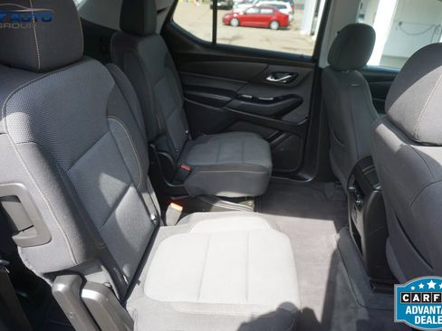 Used 2019 Chevrolet Traverse LT AWD/4WD image 27