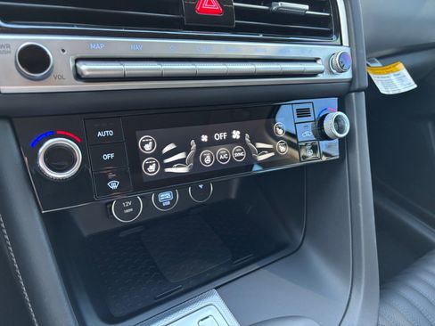 Used 2026 Genesis G70 2.5T Prestige image 12