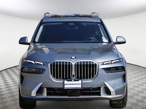 Used 2024 BMW X7 xDrive40i AWD/4WD image 3