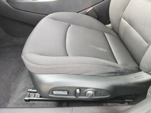 Used 2020 Chevrolet Malibu LT image 29