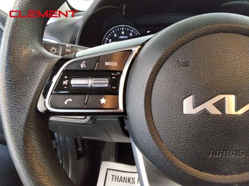 Used 2024 Kia Forte LXS image 13