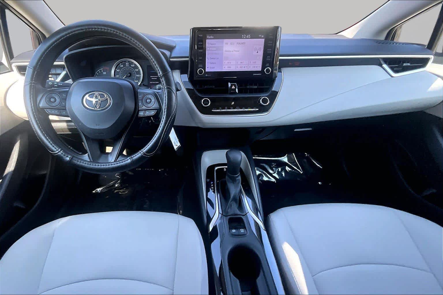 Used 2022 Toyota Corolla LE w/ Carpet Mat Package (TMS) FWD image 15