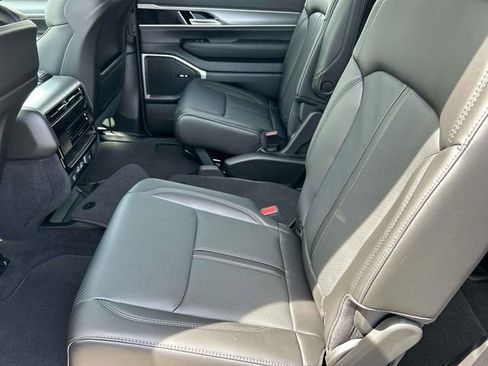 New 2026 Jeep Grand Wagoneer L 4WD image 8