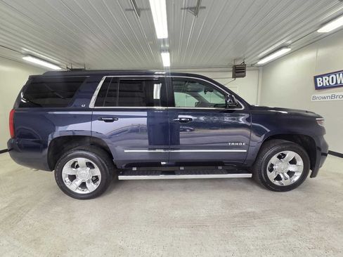 Used 2017 Chevrolet Tahoe LT w/ LT Signature Package AWD/4WD image 12