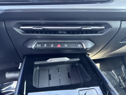New 2026 Audi Q3 quattro 2.0T AWD/4WD image 28