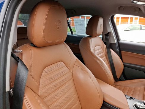 Used 2018 Alfa Romeo Giulia Ti Sport w/ Quick Order Package 22S Sport image 13