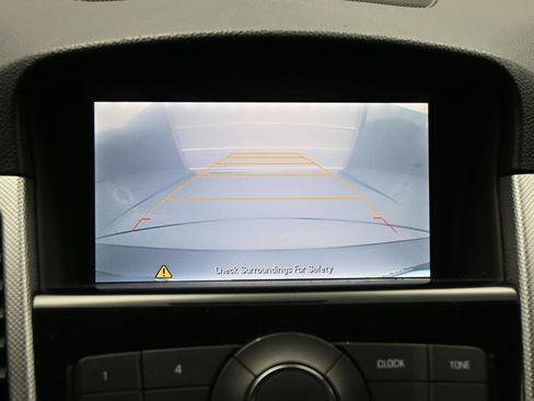 Used 2015 Chevrolet Cruze LTZ w/ Sun, Sound and Sport Package FWD image 25