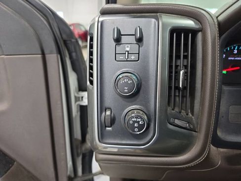 Used 2017 Chevrolet Silverado 2500 LTZ w/ Vortec Plus Package AWD/4WD image 13