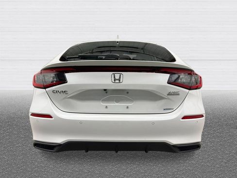 New 2025 Honda Civic Sport Touring image 4
