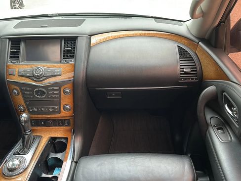 Used 2014 INFINITI QX80 4WD image 28