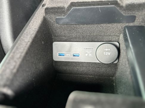 Used 2019 Jaguar F-TYPE Convertible image 27