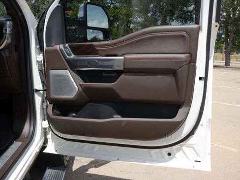 Used 2024 Ford F250 King Ranch w/ Chrome Package AWD/4WD image 29