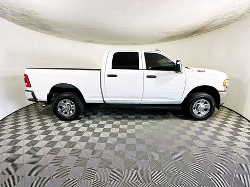 Used 2024 RAM 2500 Tradesman w/ Chrome Appearance Group image 2
