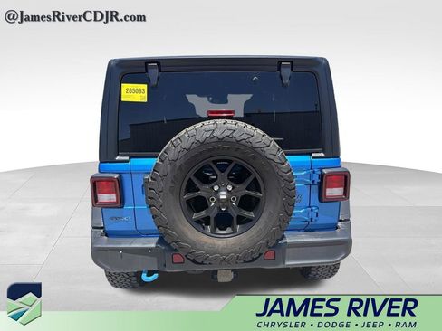 Used 2024 Jeep Wrangler Unlimited AWD/4WD image 6
