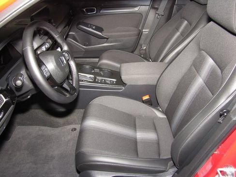 Certified 2024 Honda Civic Sport image 9