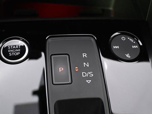 Used 2023 Audi A3 2.0T Premium Plus w/ Premium Plus Package AWD/4WD image 34