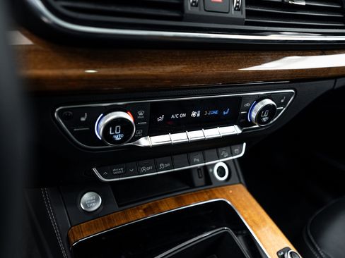 Used 2023 Audi Q5 2.0T Premium Plus w/ Premium Plus Package image 14