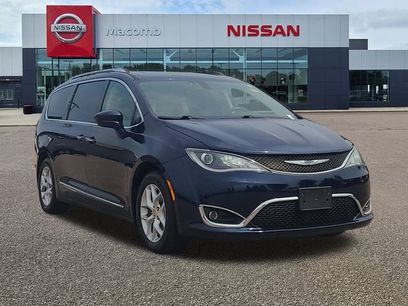 Used 2018 Chrysler Pacifica Touring-L Plus