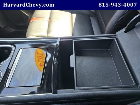 Used 2024 Chevrolet Traverse RS w/ LPO, Floor Liner Package AWD/4WD image 11