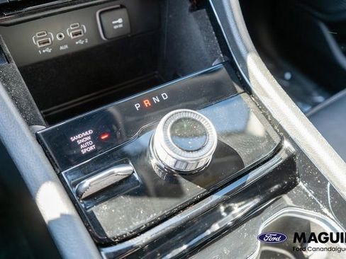 Used 2023 Jeep Grand Cherokee Limited AWD/4WD image 27