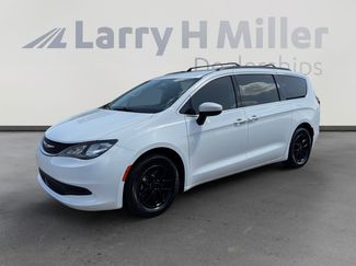 Used 2021 Chrysler Voyager Lxi FWD video 1