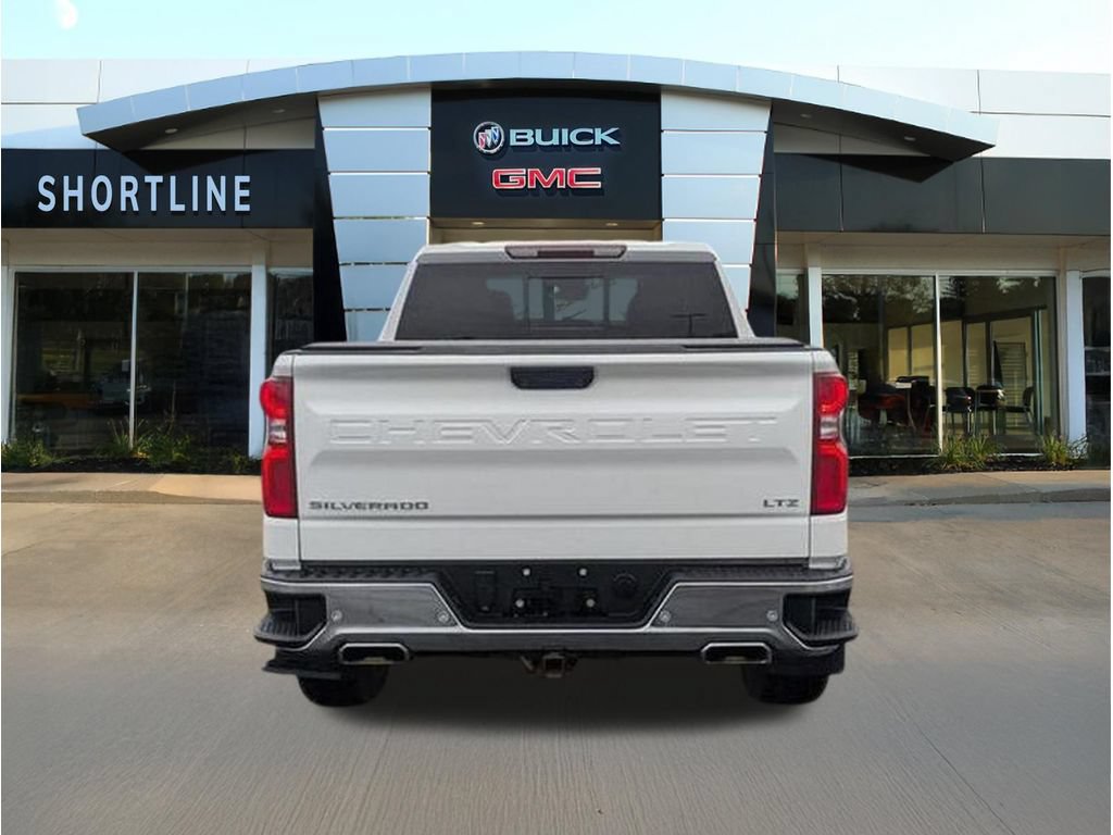 Used 2024 Chevrolet Silverado 1500 LTZ AWD/4WD image 4