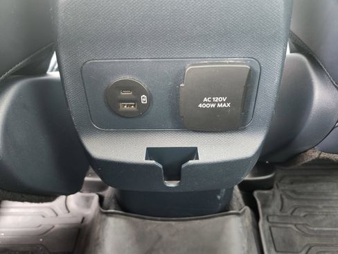 Used 2022 Ford Maverick Lariat w/ Lariat Luxury Package image 30