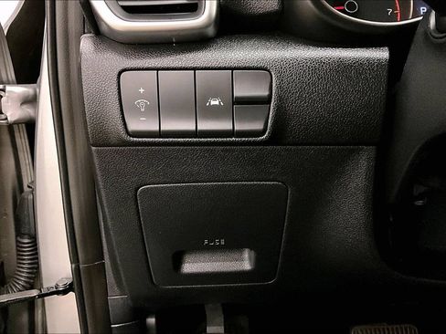 Used 2022 Kia Sportage LX AWD/4WD image 15