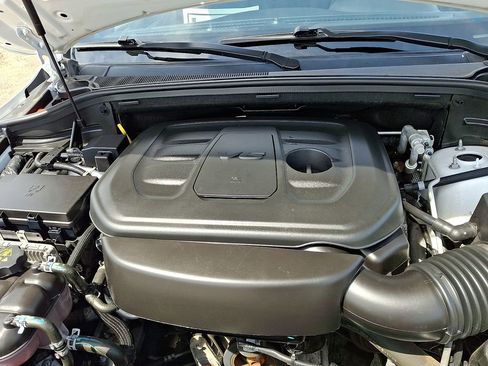 Used 2021 Jeep Grand Cherokee Laredo AWD/4WD image 30