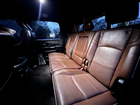 Used 2019 RAM 2500 Limited image 11